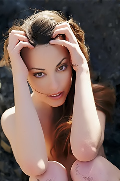 Lorena Naked Behind Rocks Lorena Naked Behind Rocks
