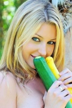 Avril Huge Vegetables Avril Huge Vegetables